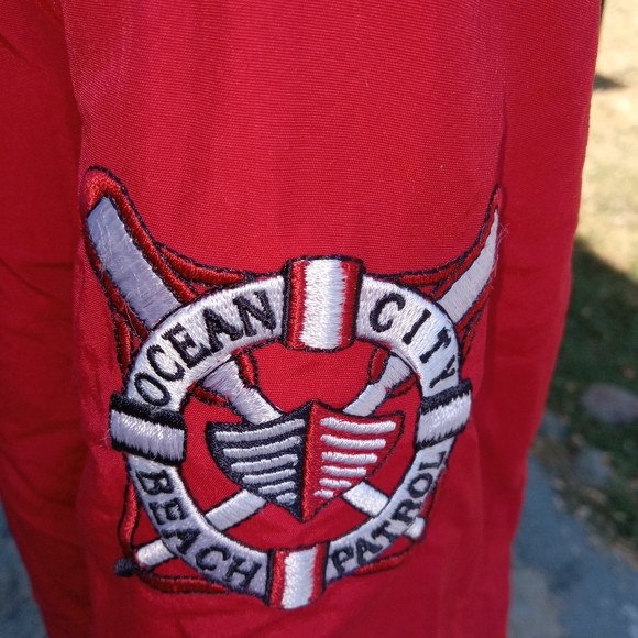 Authentic Gear For Sports Red Ocean City Beach Patrol Hooded Javket Medium - Picture 4 of 6